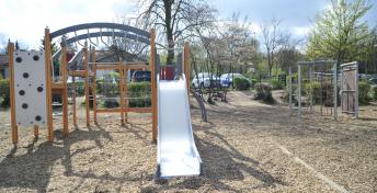 Spielplatz auf unserem Gelende